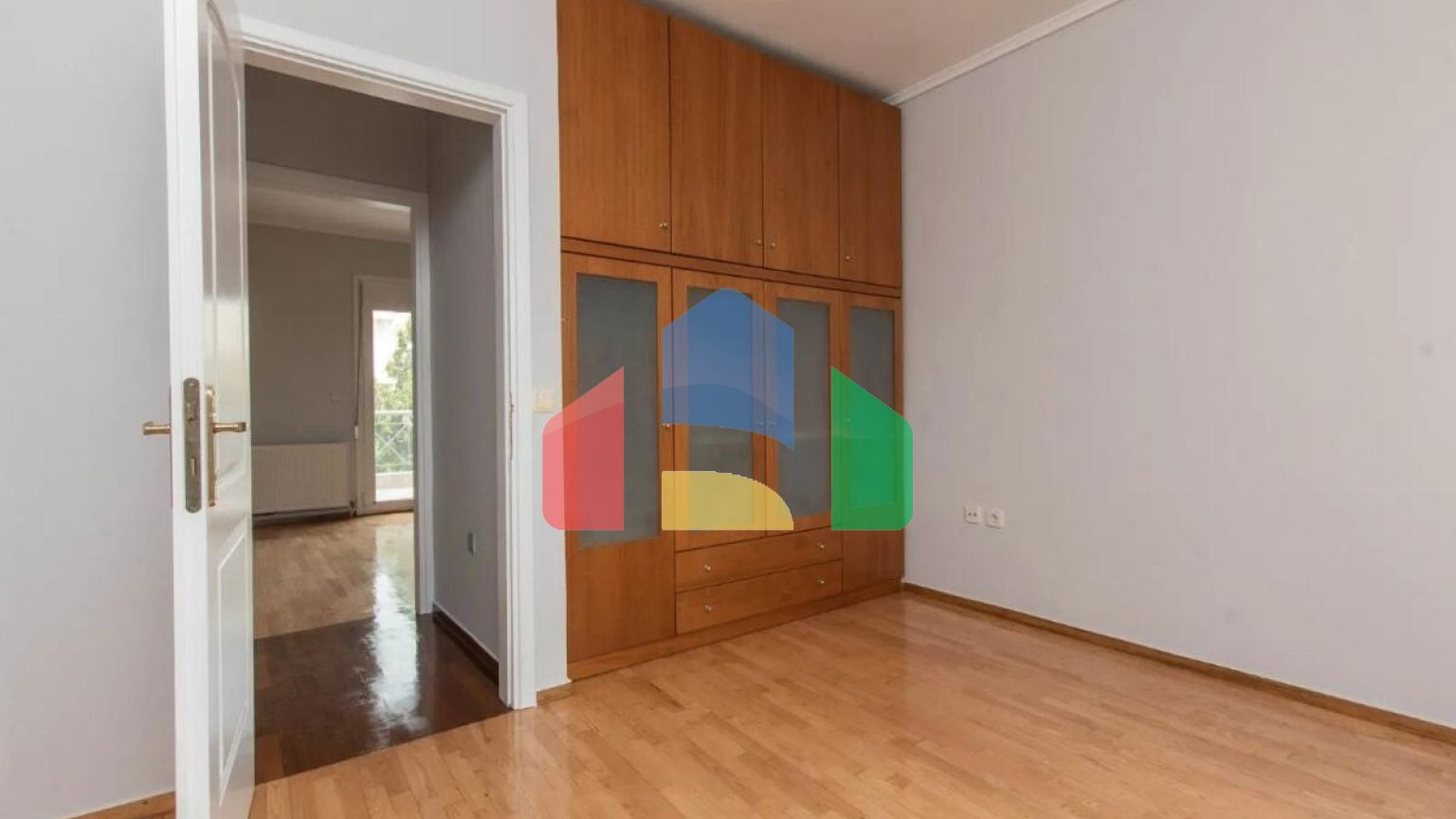 Продаж - Таунхаус 180 m² в передмісті Салонік