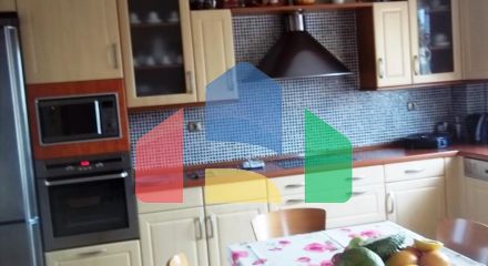 Продаж - Котедж 333 m² в передмісті Салонік