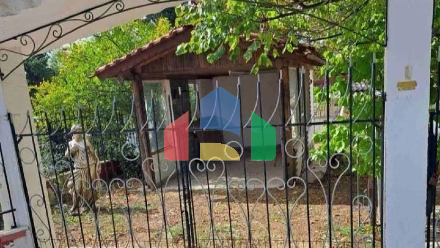 Продаж - Котедж 57 m² в передмісті Салонік