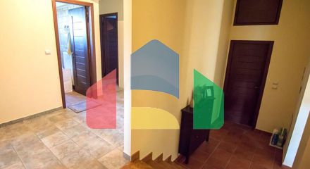 Продаж - Котедж 199 m² в передмісті Салонік