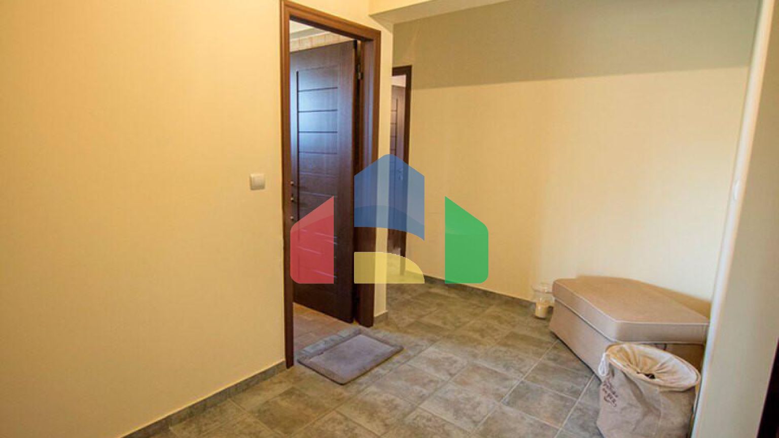 Продаж - Котедж 199 m² в передмісті Салонік