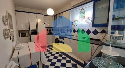 Продажа - Коттедж 240 m² в пригороде Салоник