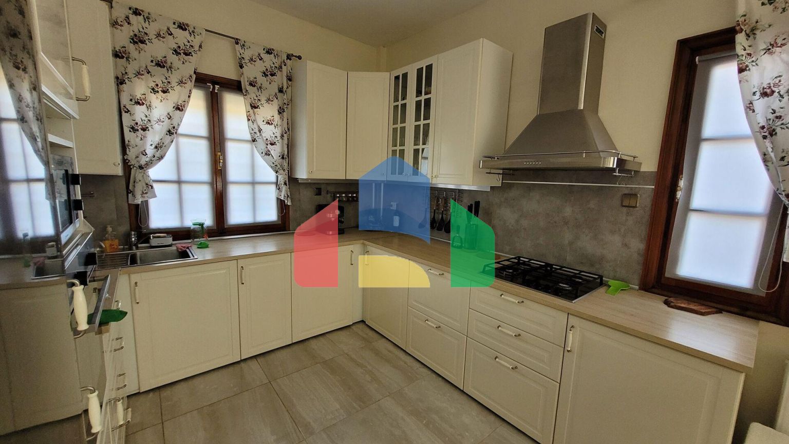 Продажа - Коттедж 200 m² в пригороде Салоник