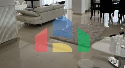 Продаж - Котедж 300 m² в передмісті Салонік
