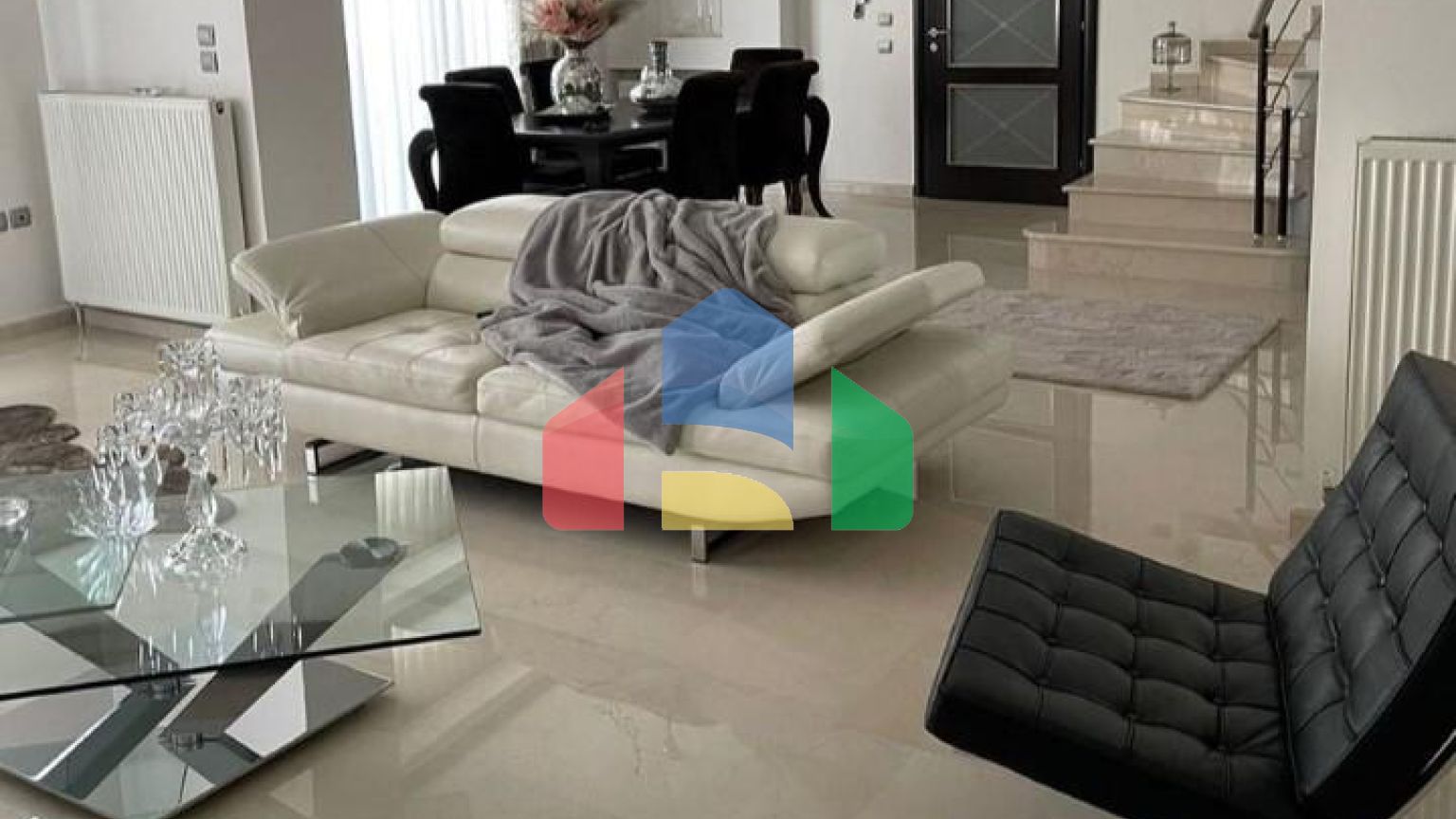 Продаж - Котедж 300 m² в передмісті Салонік