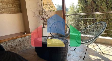 Продаж - Котедж 300 m² в передмісті Салонік