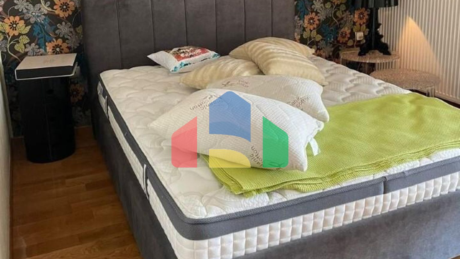 Продаж - Котедж 300 m² в передмісті Салонік