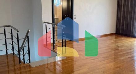 Продаж - Котедж 300 m² в передмісті Салонік