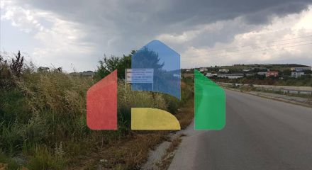 Продажа - Коммерческое помещение 19000 m² в пригороде Салоник