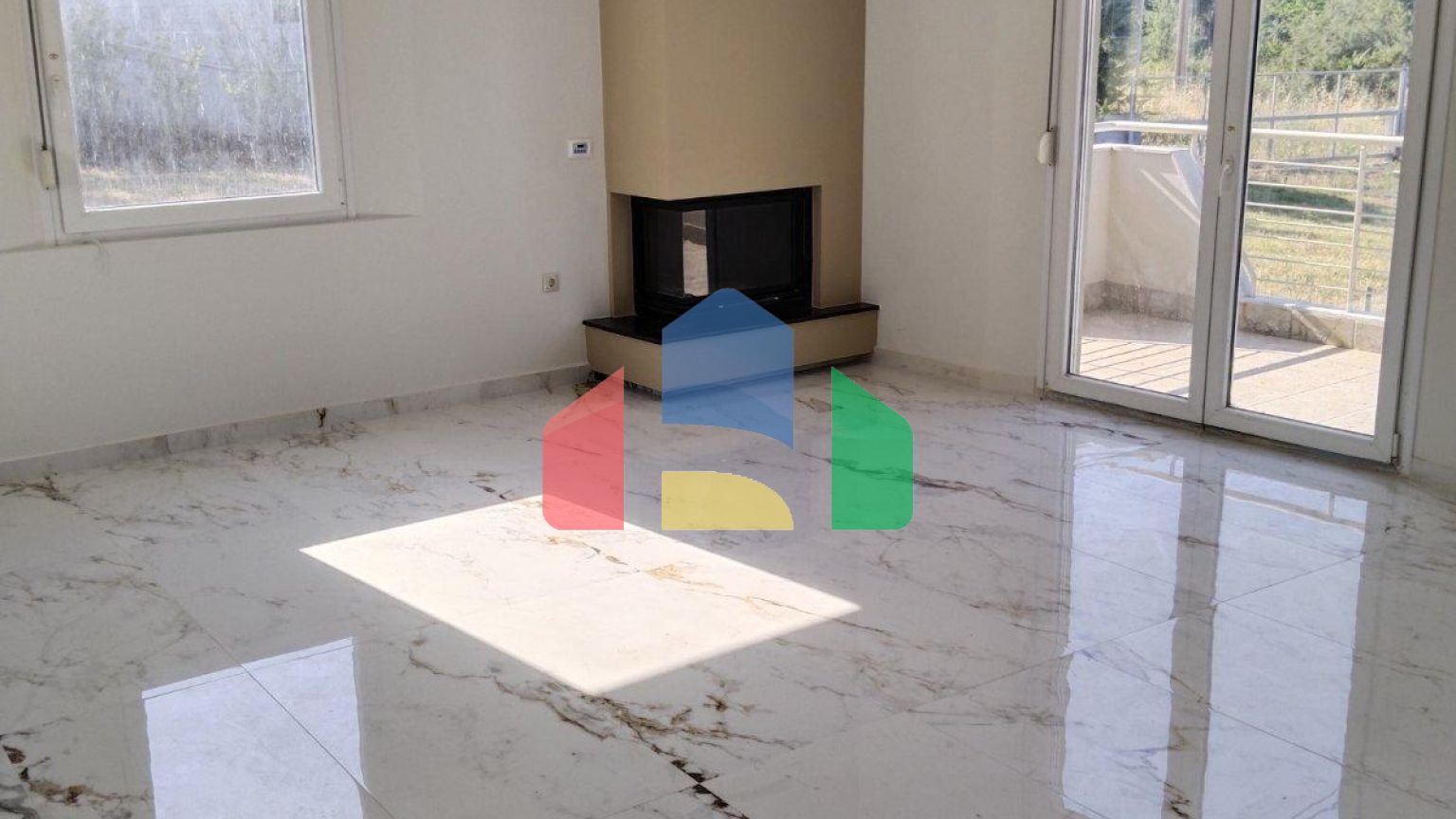 Продаж - Котедж 250 m² в передмісті Салонік