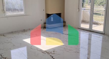 Продаж - Котедж 250 m² в передмісті Салонік