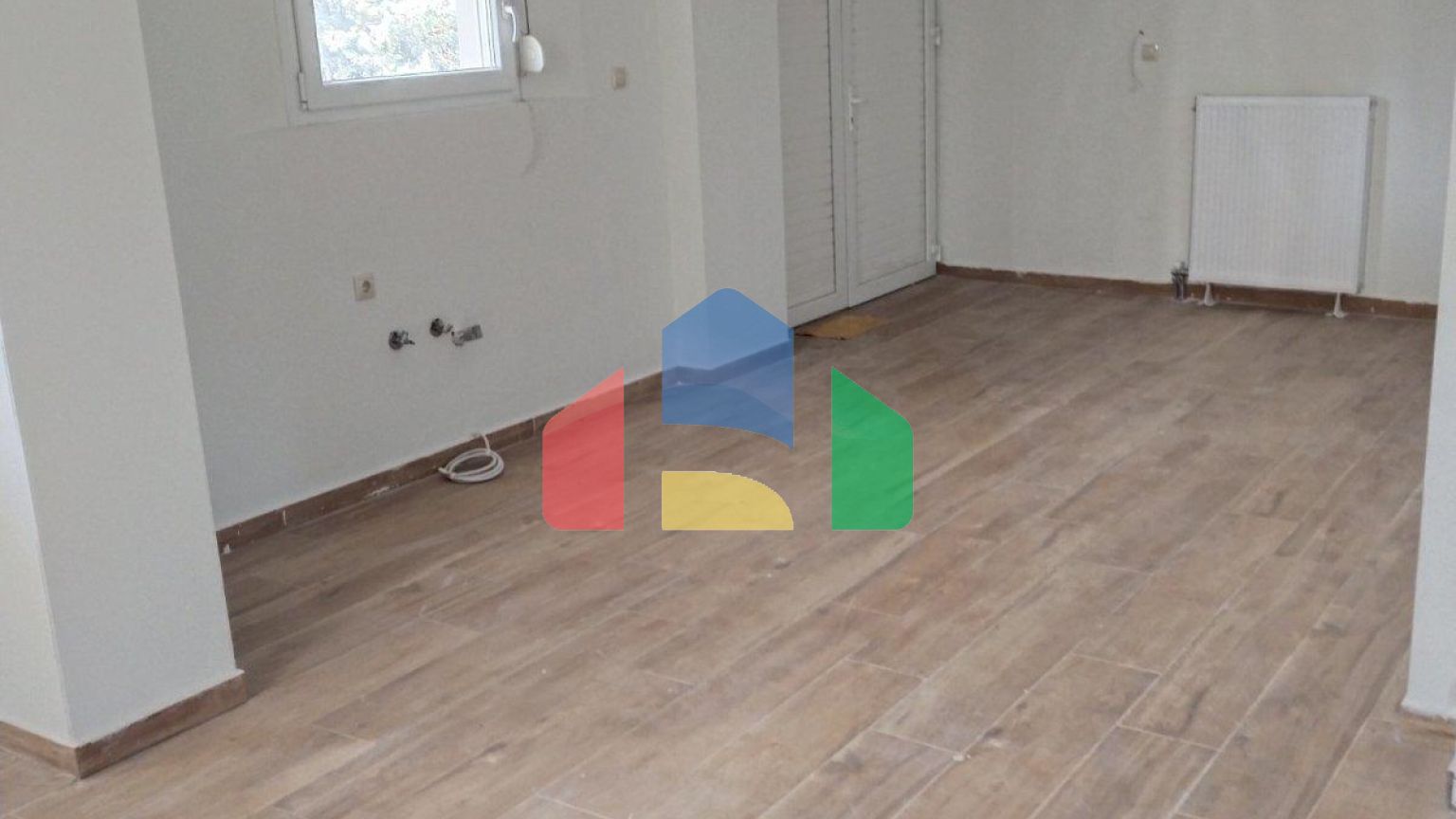 Продаж - Котедж 250 m² в передмісті Салонік