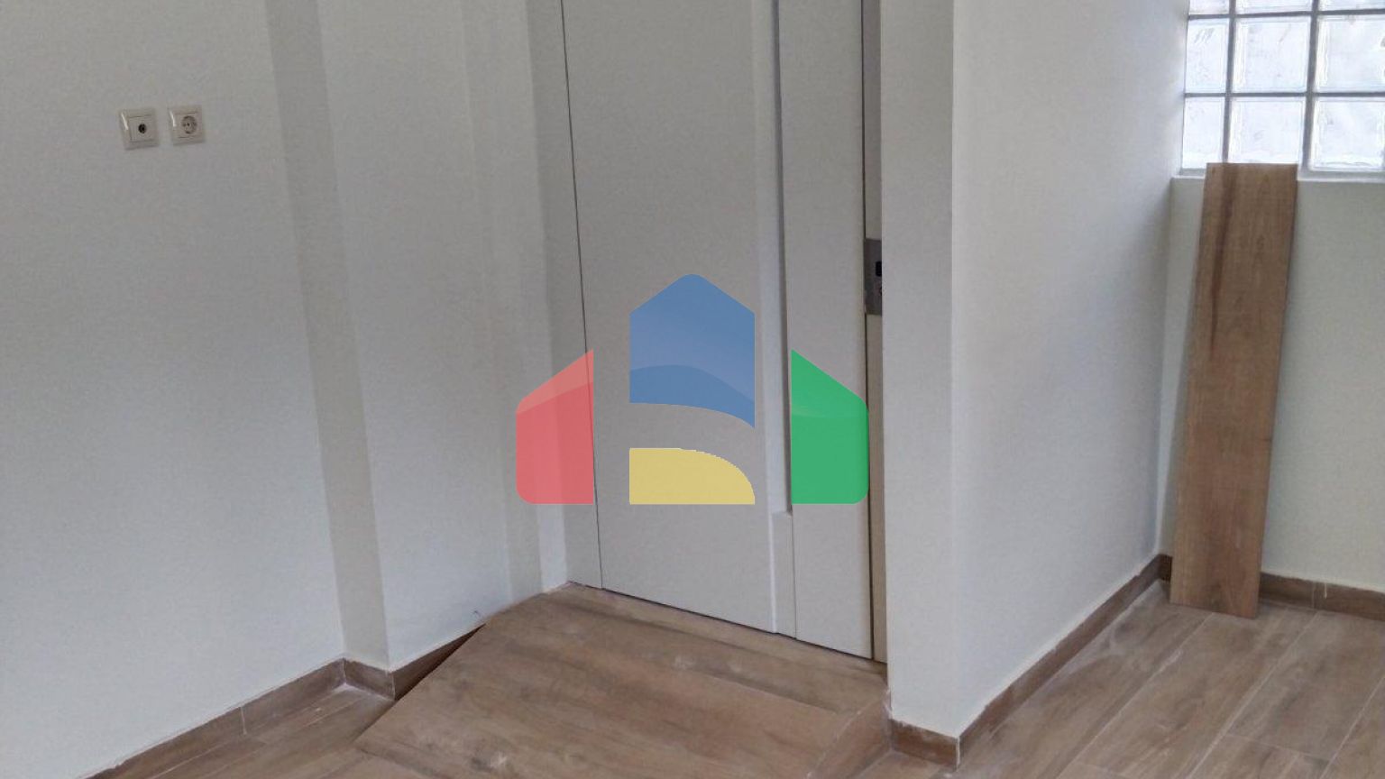 Продаж - Котедж 250 m² в передмісті Салонік