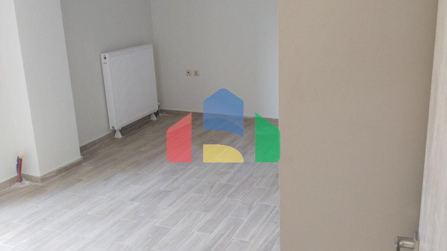 Продаж - Котедж 250 m² в передмісті Салонік