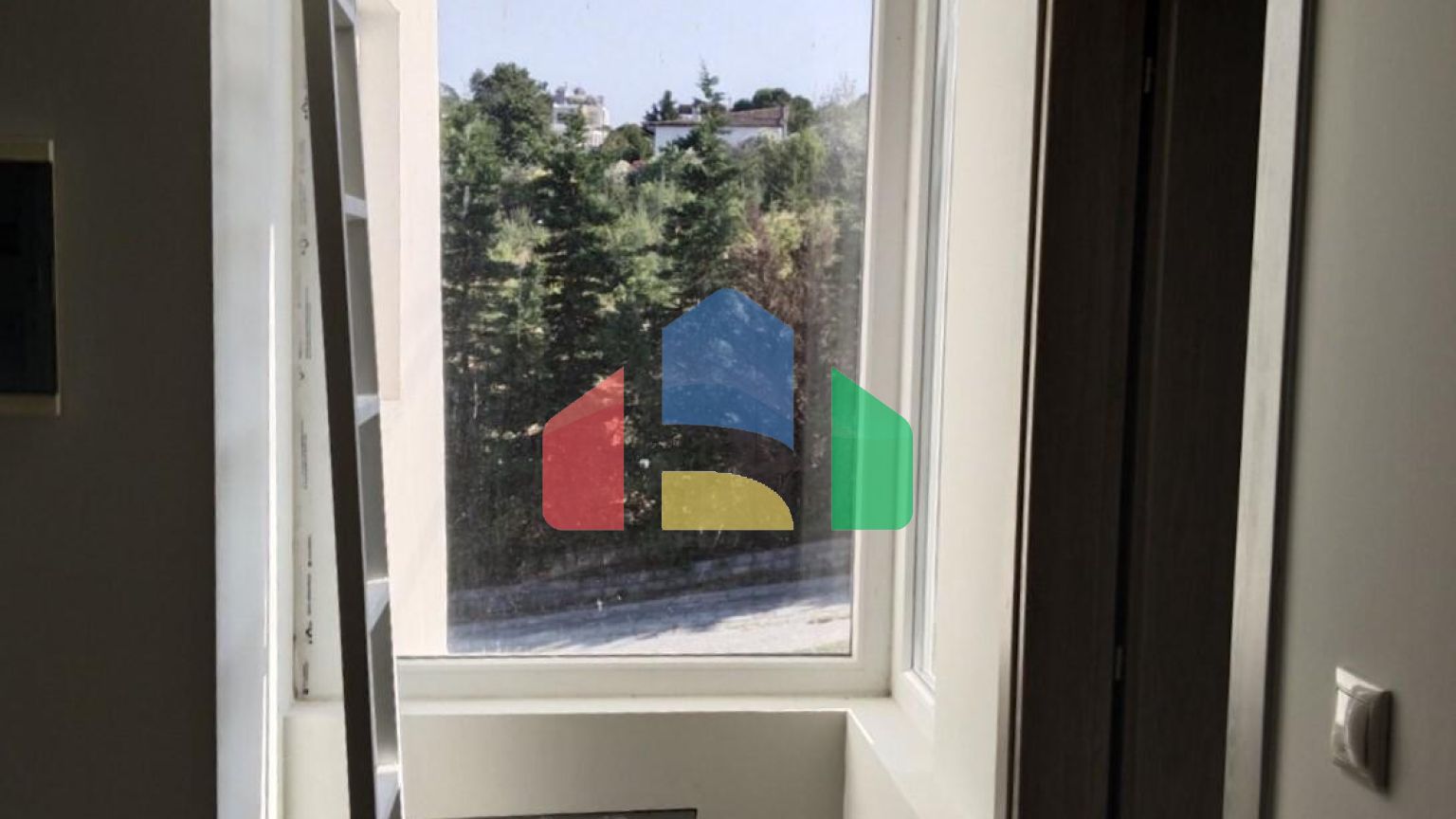 Продаж - Котедж 250 m² в передмісті Салонік