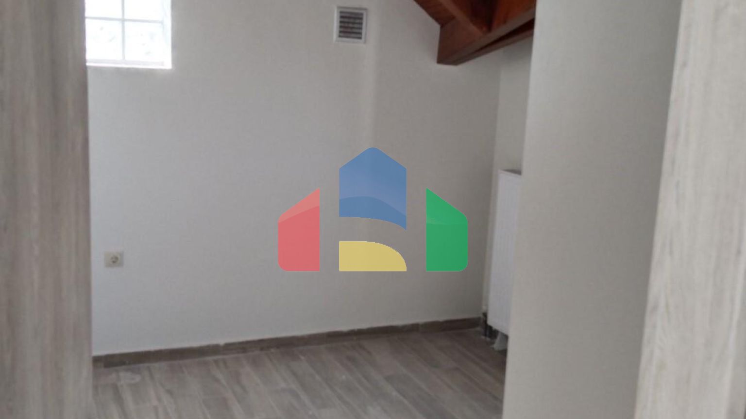 Продаж - Котедж 250 m² в передмісті Салонік