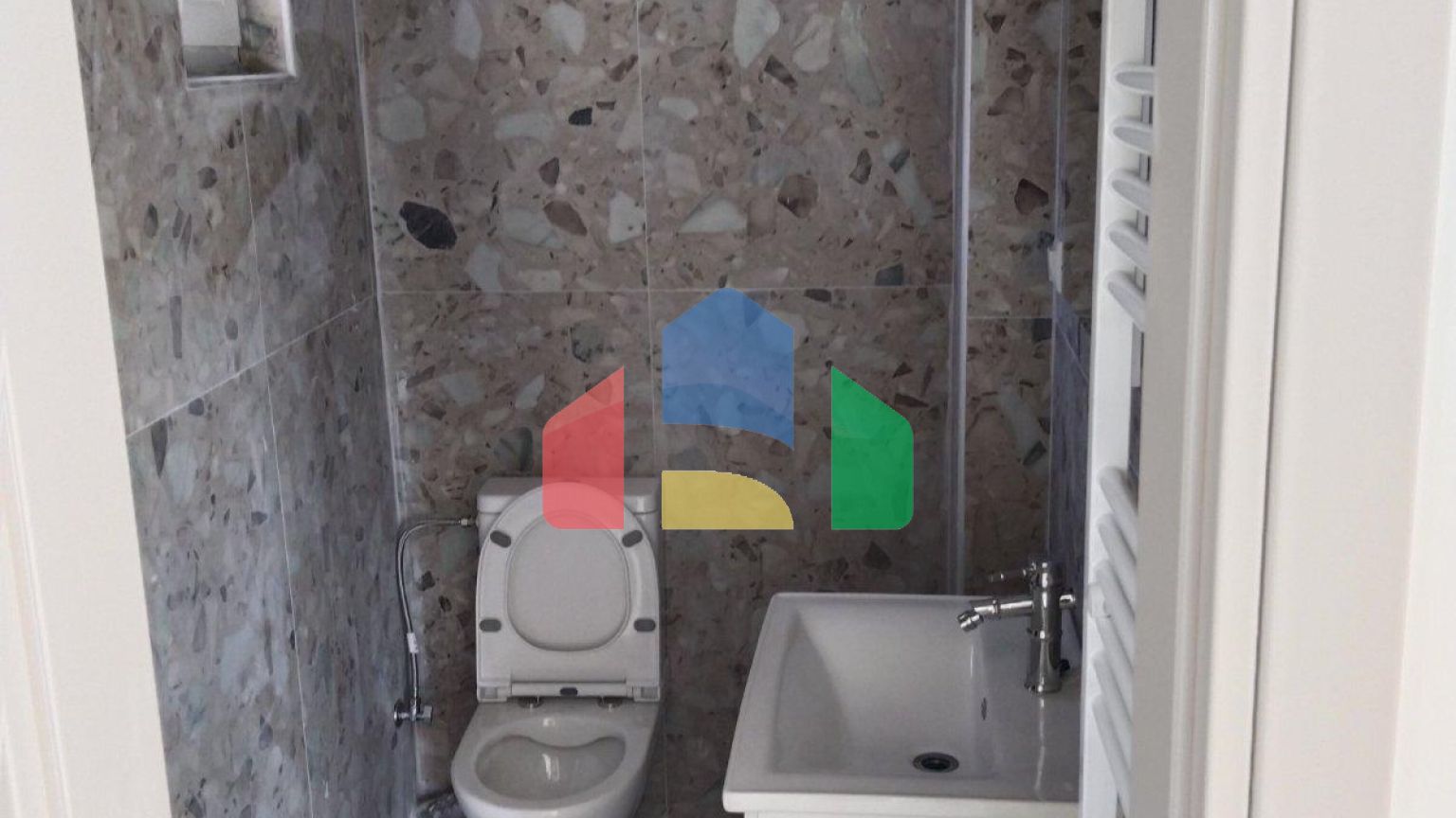 Продаж - Котедж 250 m² в передмісті Салонік