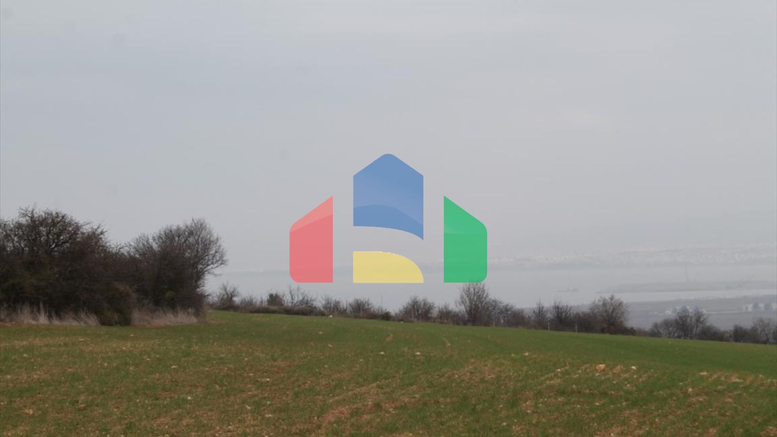 Продаж - Земельна ділянка 12646 m² в передмісті Салонік