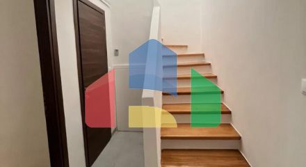 Продаж - Таунхаус 185 m² в передмісті Салонік