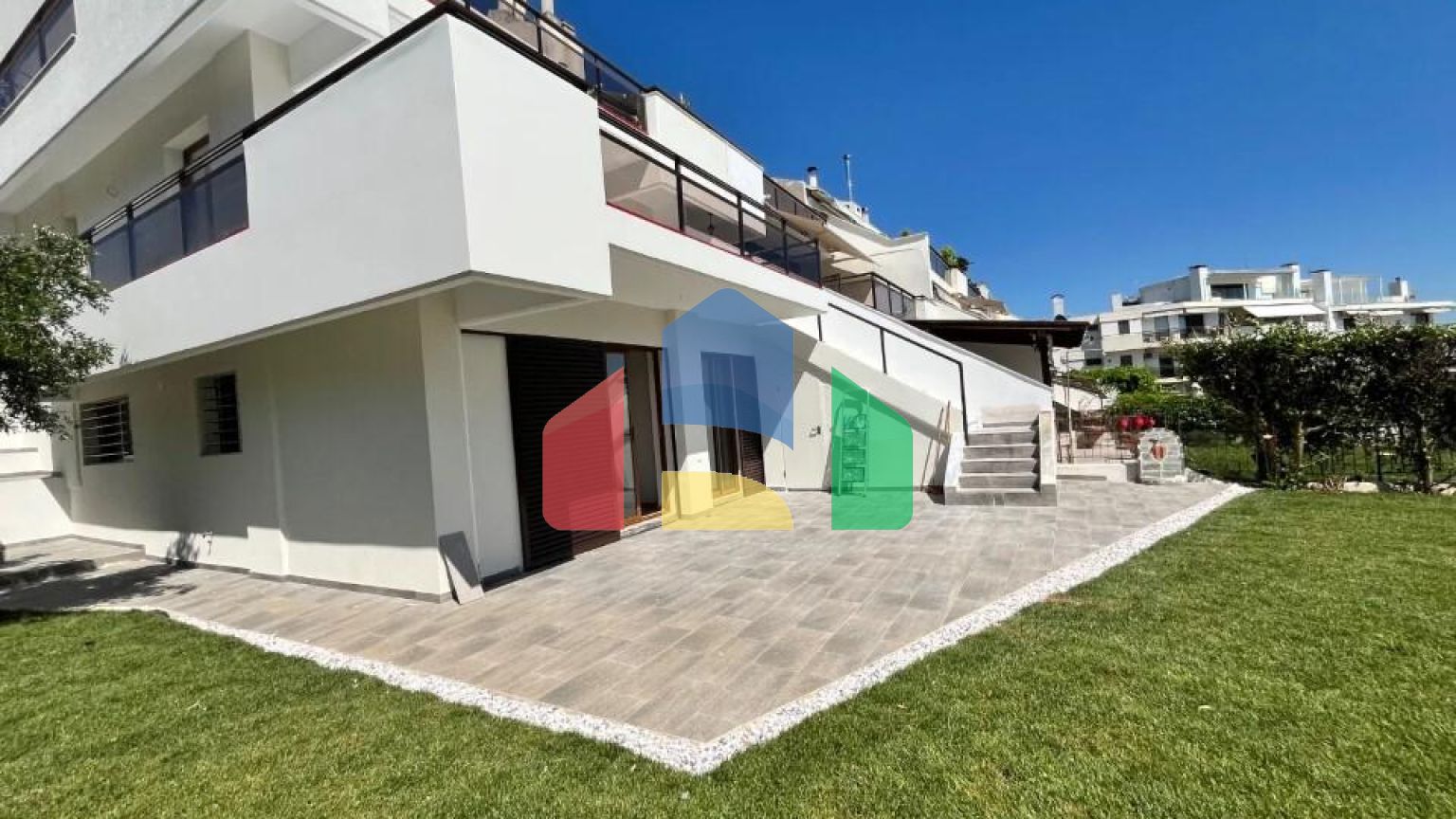 Продажа - Таунхаус 185 m² в пригороде Салоник