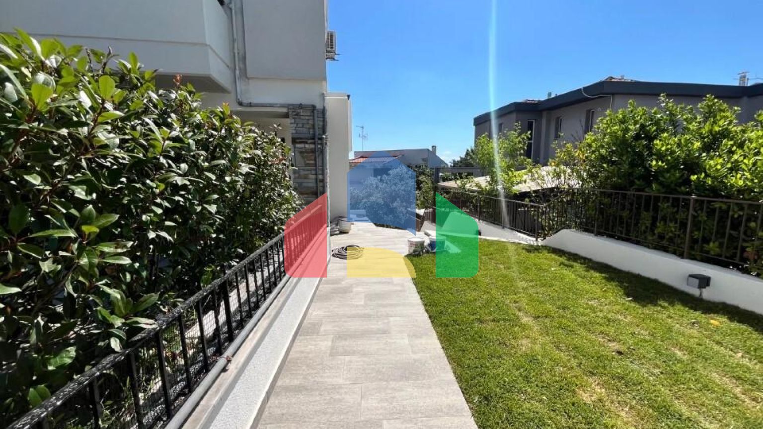 Продажа - Таунхаус 185 m² в пригороде Салоник