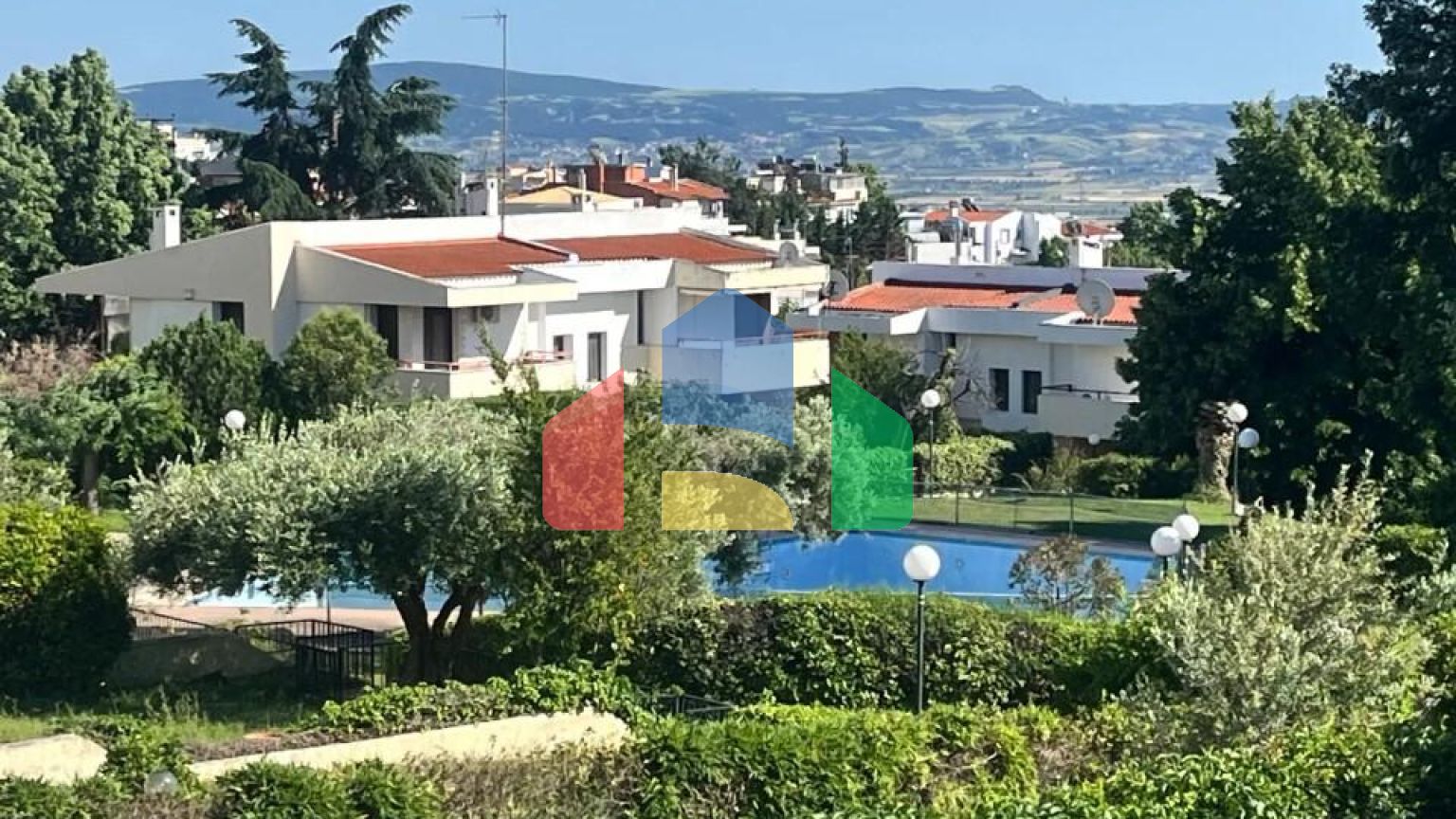 Продажа - Таунхаус 185 m² в пригороде Салоник