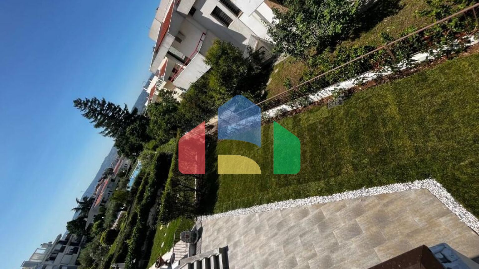 Продажа - Таунхаус 185 m² в пригороде Салоник