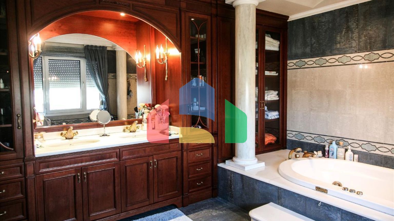 Продажа - Вилла 850 m² в пригороде Салоник