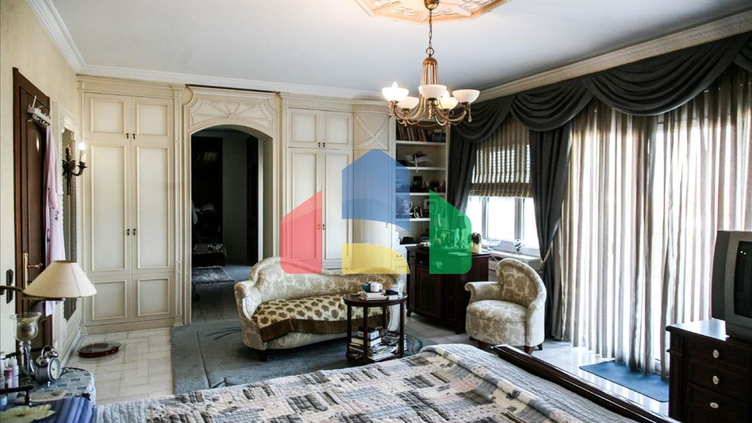 Продажа - Вилла 850 m² в пригороде Салоник