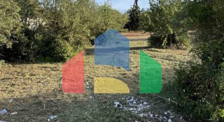 Продаж - Земельна ділянка 3600 m² в передмісті Салонік