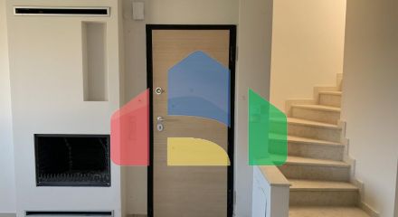 Продаж - Таунхаус 150 m² в передмісті Салонік