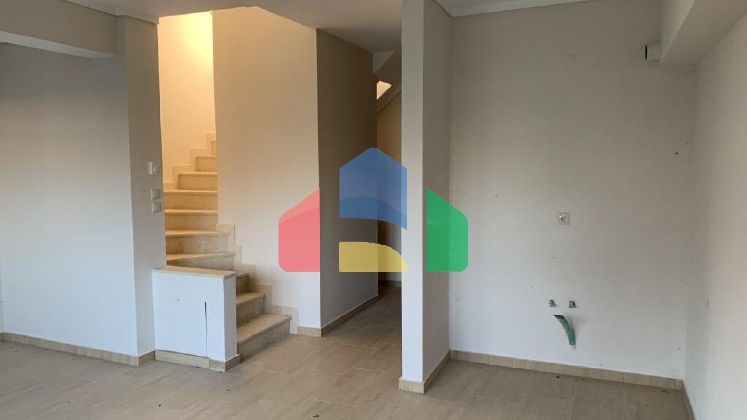 Продажа - Таунхаус 150 m² в пригороде Салоник