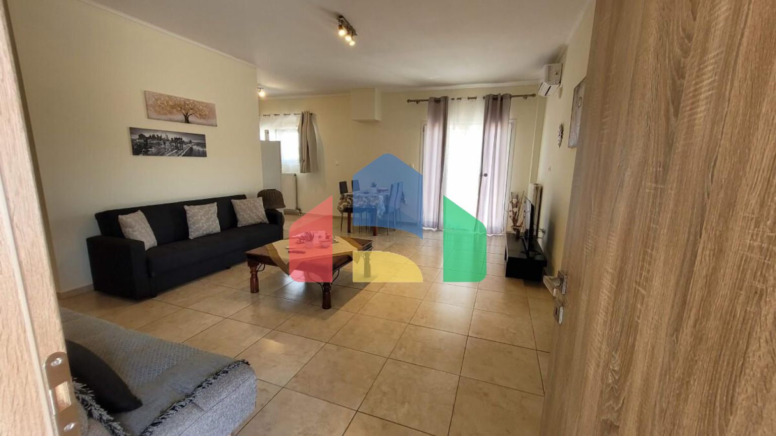 Продаж - Котедж 320 m² в передмісті Салонік