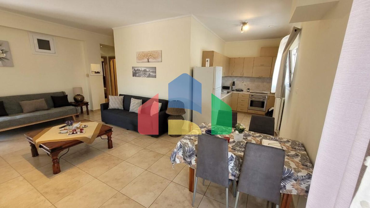 Продаж - Котедж 320 m² в передмісті Салонік