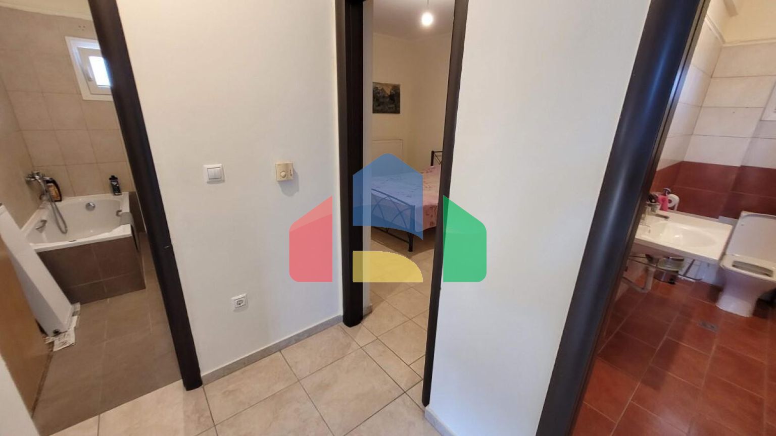 Продаж - Котедж 320 m² в передмісті Салонік