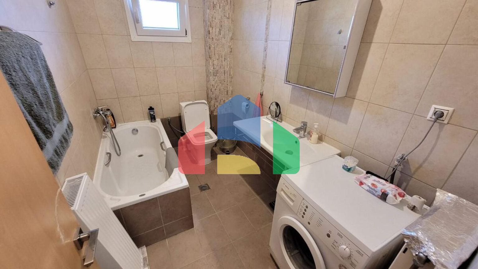 Продаж - Котедж 320 m² в передмісті Салонік