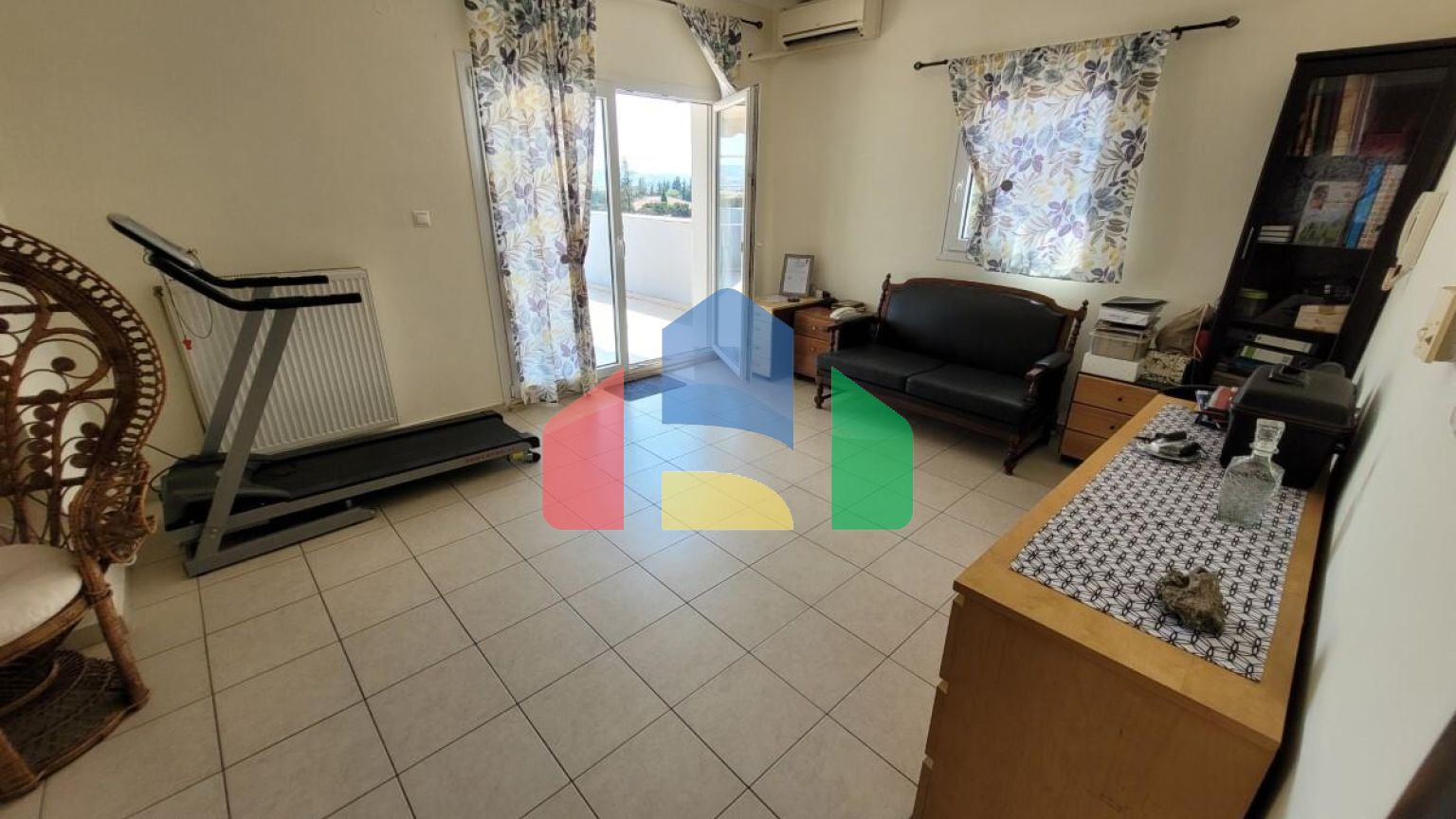 Продаж - Котедж 320 m² в передмісті Салонік