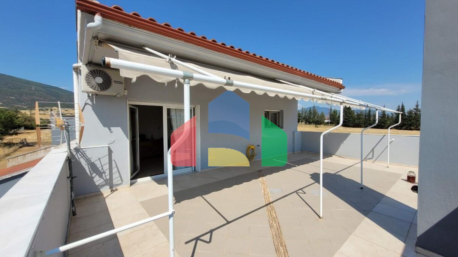 Продаж - Котедж 320 m² в передмісті Салонік