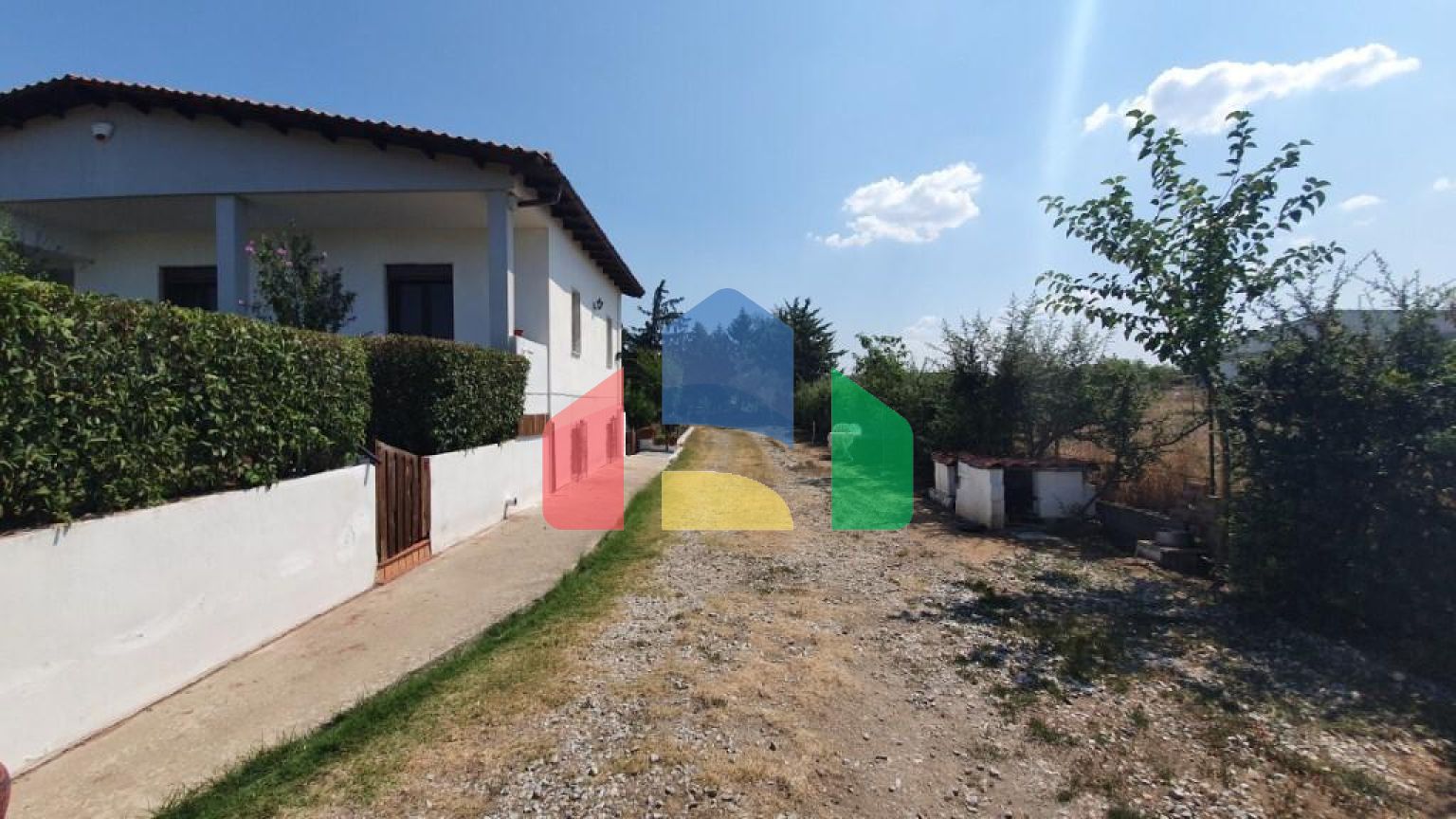 Продажа - Коттедж 225 m² в пригороде Салоник