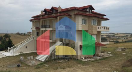 Продаж - Котедж 560 m² в передмісті Салонік