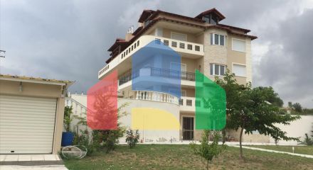 Продаж - Котедж 560 m² в передмісті Салонік