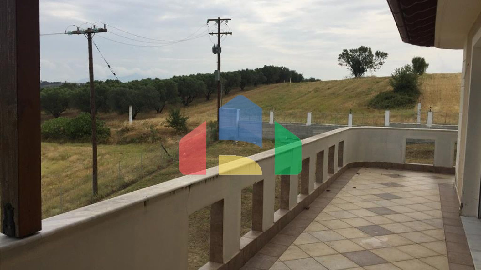 Продаж - Котедж 560 m² в передмісті Салонік