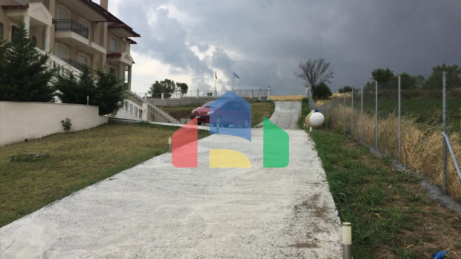 Продаж - Котедж 560 m² в передмісті Салонік