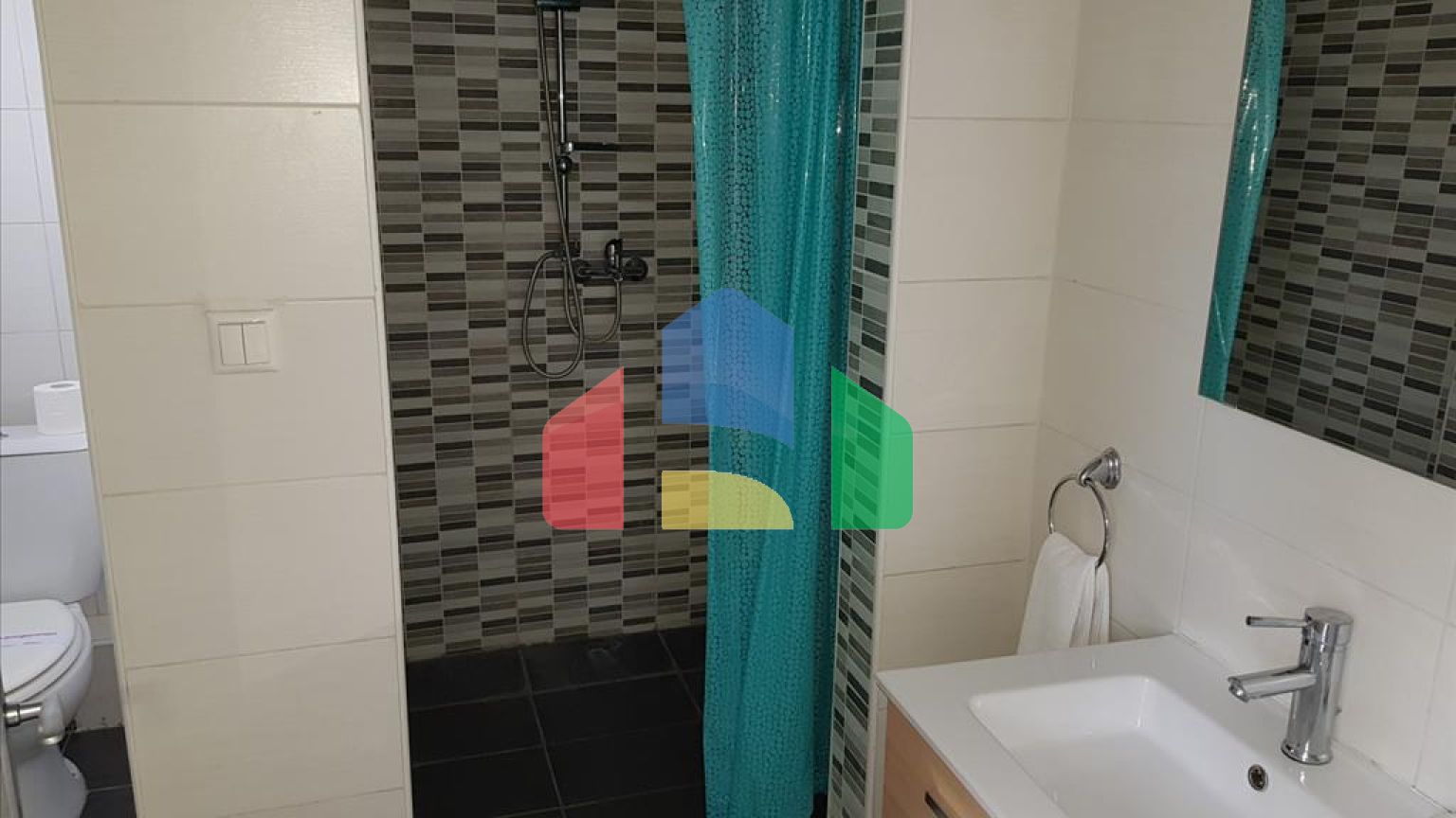 Продажа - Бизнес 1300 m² в пригороде Салоник