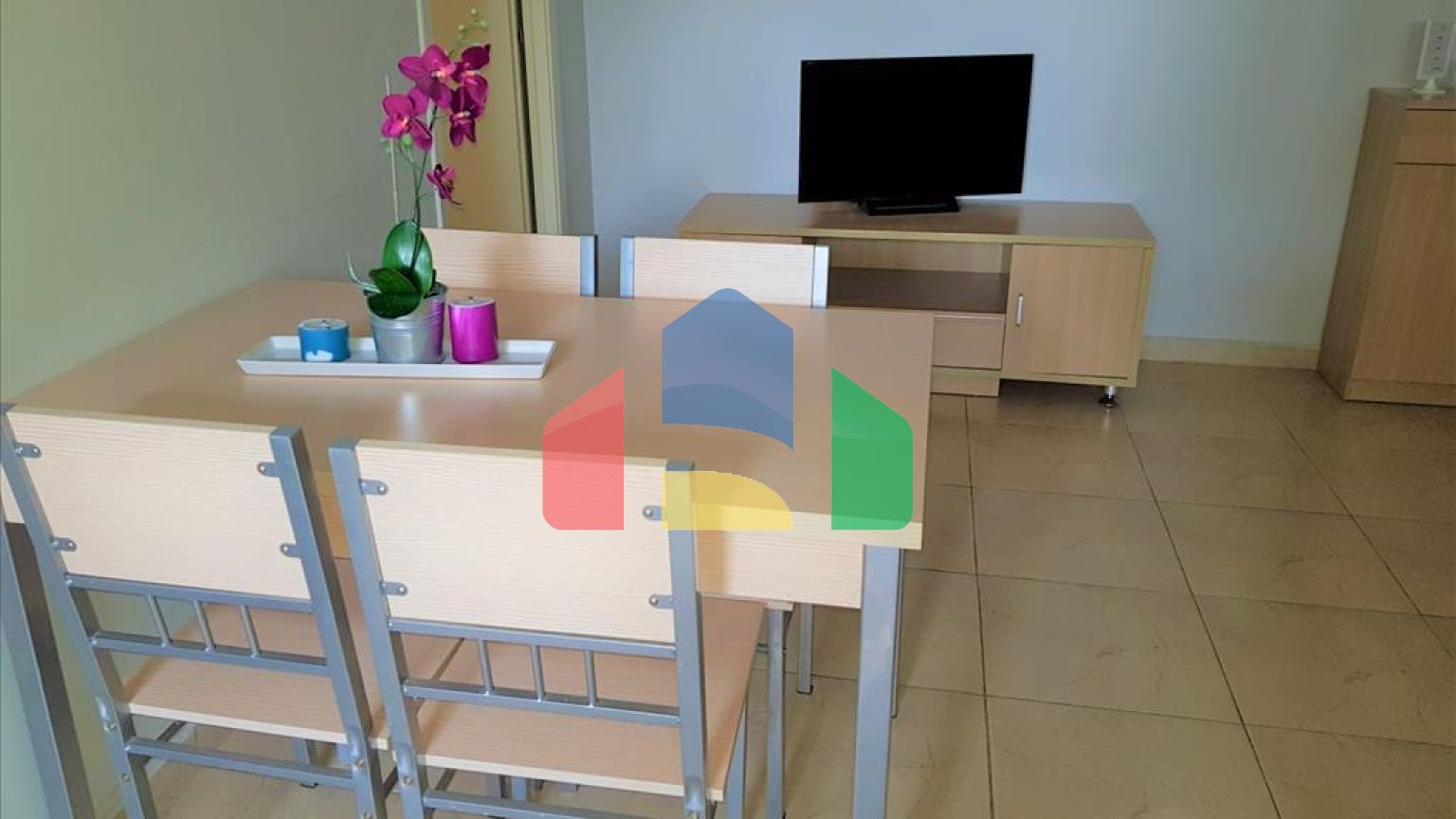 Продажа - Бизнес 1300 m² в пригороде Салоник