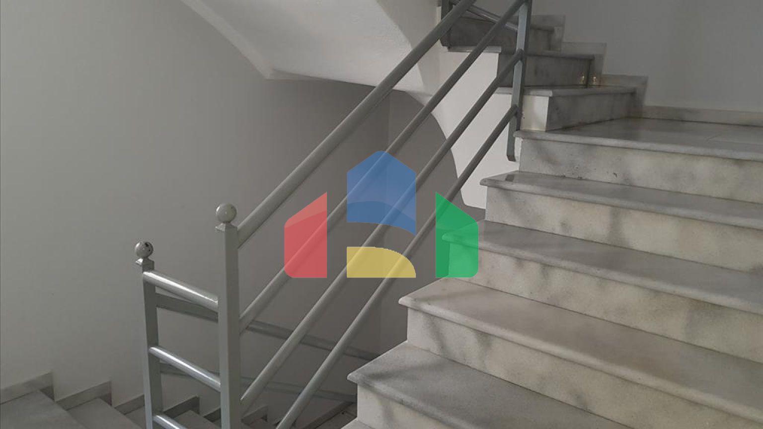 Продажа - Бизнес 1300 m² в пригороде Салоник