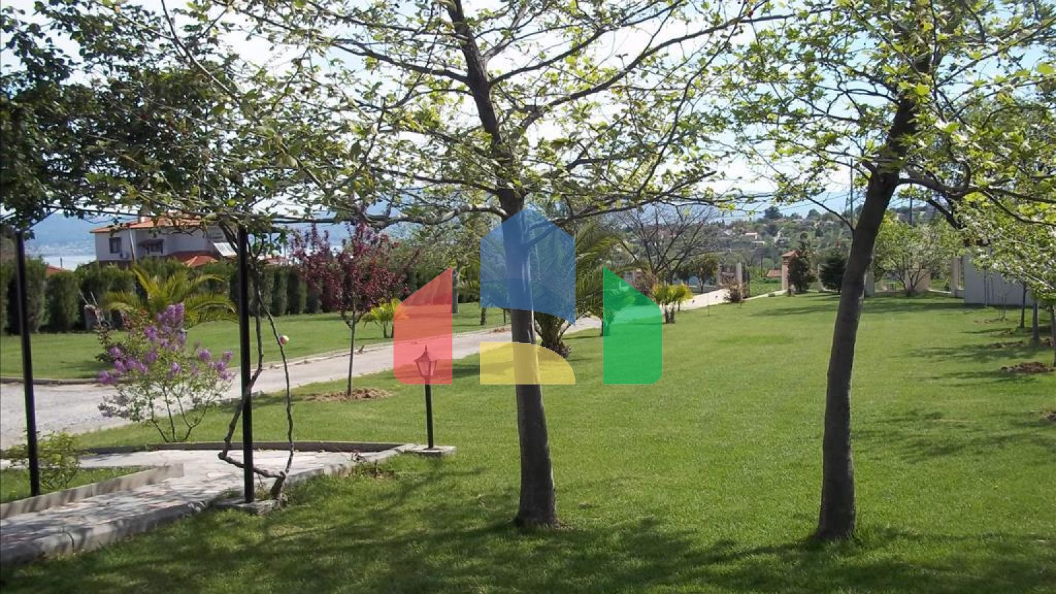 Продаж - Котедж 350 m² в передмісті Салонік