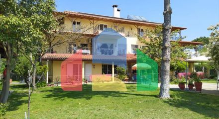 For Sale - Detached house 650 m² in the suburbs of Thessaloniki