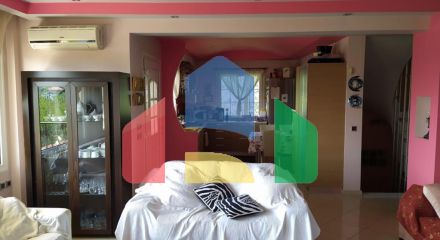 For Sale - Detached house 650 m² in the suburbs of Thessaloniki