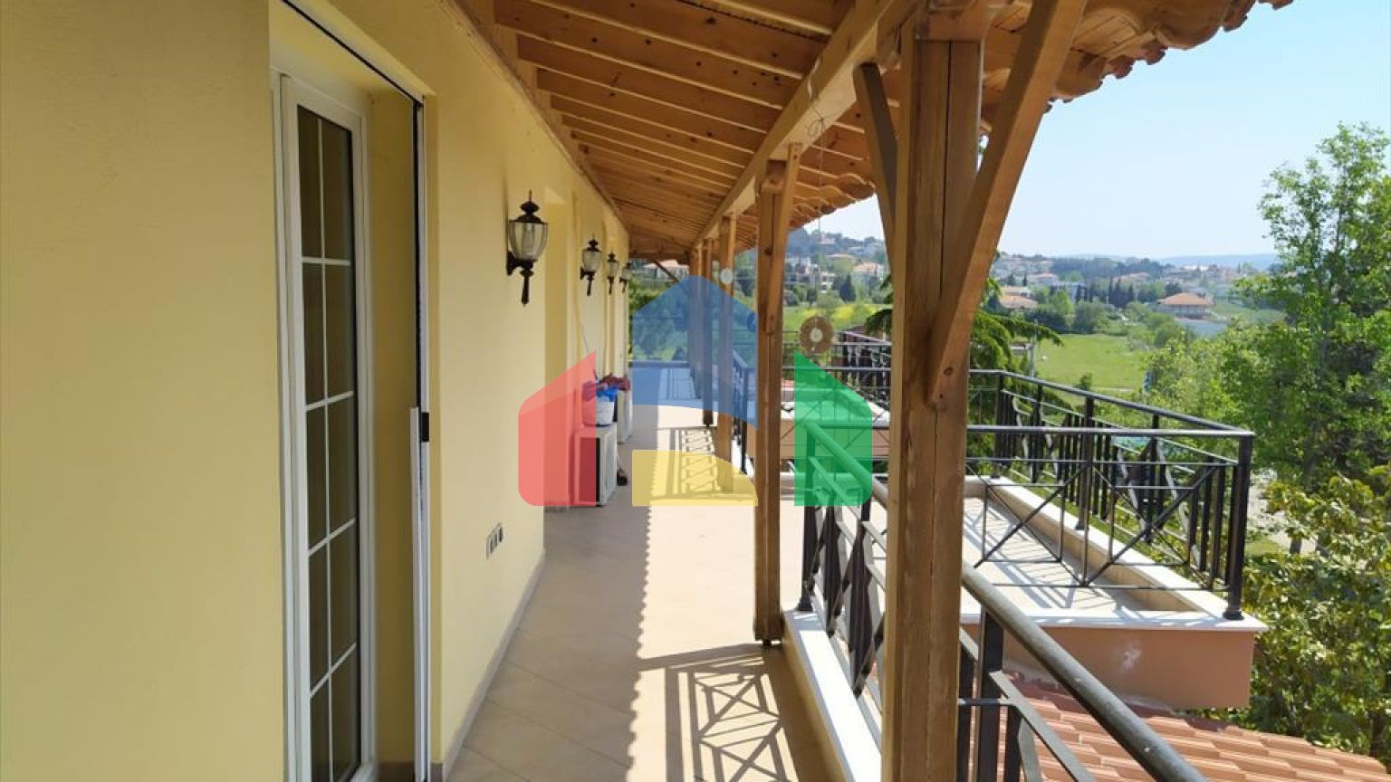 Продаж - Котедж 650 m² в передмісті Салонік